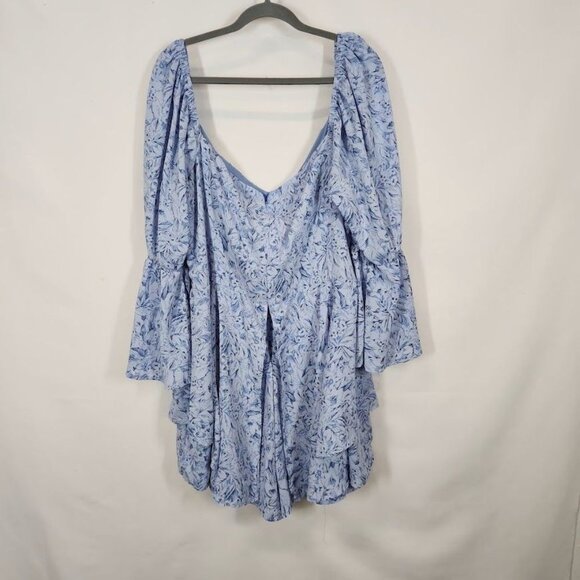 MISSGUIDED PLUS‎ SIZE Floaty floral playsuit in Blue/White - Size US 22 - Picture 4 of 8
